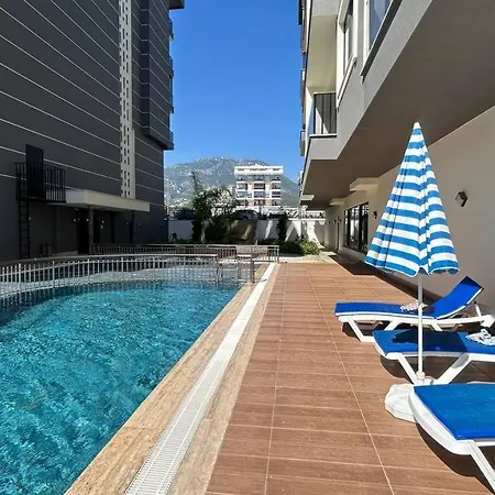 Yaparli Cozy Just 250m From The Sea, Mahmutlar, Lejlighed Alanya